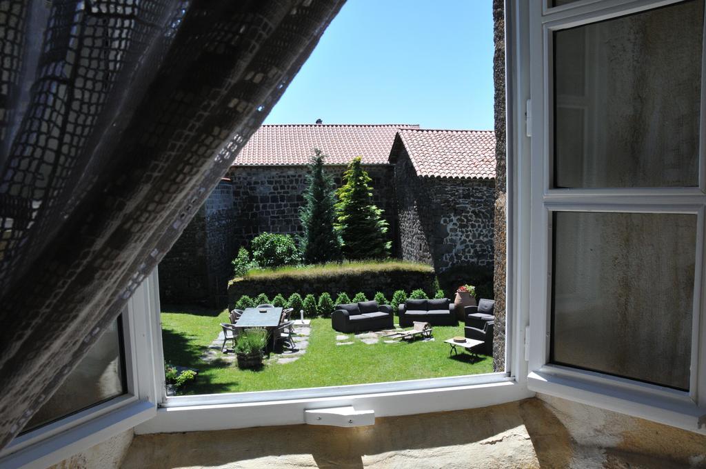 Le Potala Bed & Breakfast Le Bouchet-Saint-Nicolas Eksteriør bilde